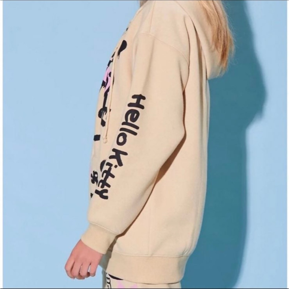 Hello Kitty x Forever 21 Zip Up Hoodie New With Tags Womans Medium or Small - Picture 4 of 6